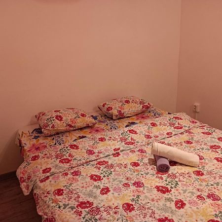 Lux Apartament In The Bubble Of Piata Romana Bukarest Exteriör bild
